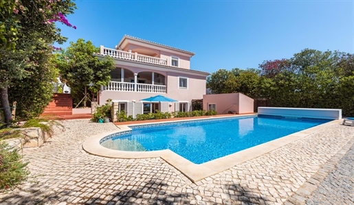 Villa de 5 chambres avec vue sur la mer à vendre à Lagos Algarve