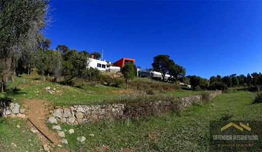 Hôtel de charme moderne avec vue sur la mer et la montagne à Monchique en Algarve