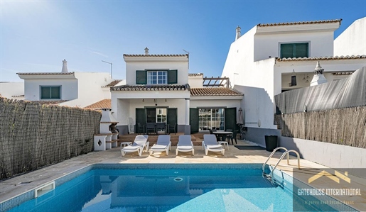 Rijtjeshuis met 3 slaapkamers en zwembad in Varandas do Lago Algarve