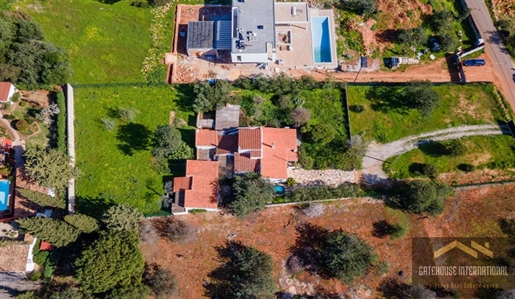 Villa met 5 slaapkamers voor renovatie in Vale Formoso Almancil Algarve
