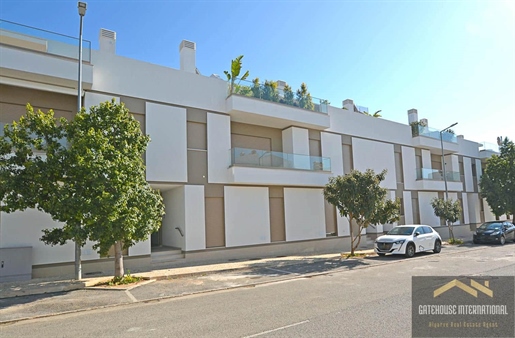 1. Stock Neue 2-Bett-Wohnung mit Garage in Cabanas de Tavira Algarve