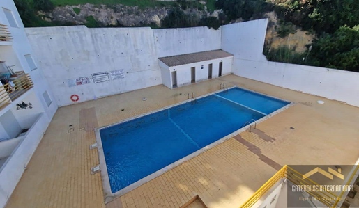3 Bed Apartment With Pool in Carvoeiro Algarve