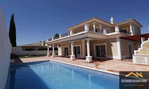 5 Bed Villa in The Village Development Near Vale do Lobo Golf