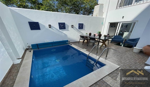 Maison de ville de 2 chambres avec piscine à Tavira Centre Algarve