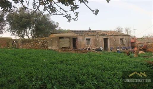 4,3 hectáreas con 2 ruinas que permiten construir 2 villas en el oeste del Algarve