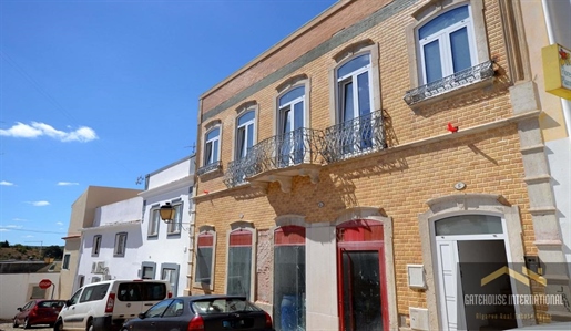 Alte Algarve 3-Zimmer-Wohnung plus Geschäft zum Verkauf