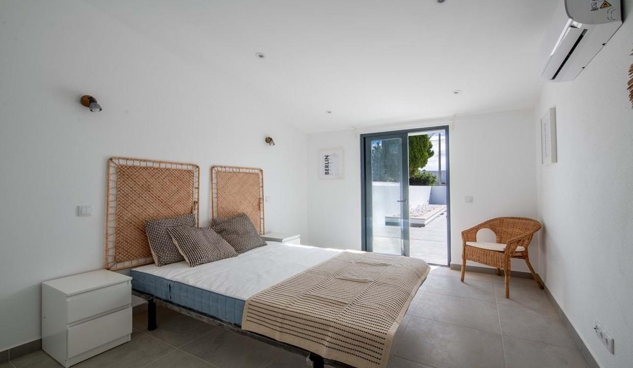 3 Bed House With Pool Near Praia da Luz Beach Algarve
