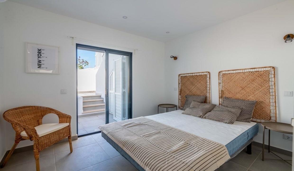 3 Bed House With Pool Near Praia da Luz Beach Algarve
