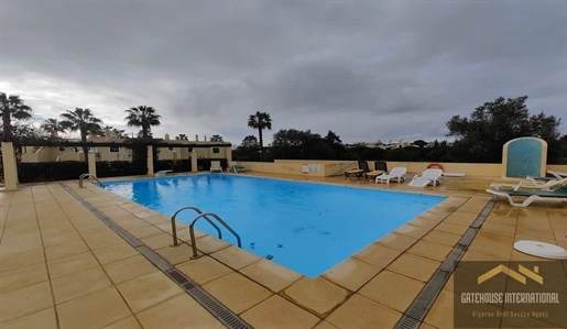 3 Bed Apartment With Pool in Encosta das Oliveiras Vilamoura