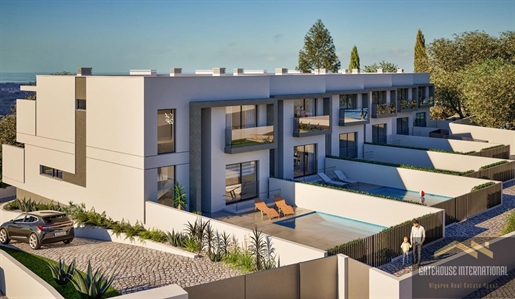 Gloednieuwe woning met 4 slaapkamers en uitzicht op zee in Boliqueime Algarve