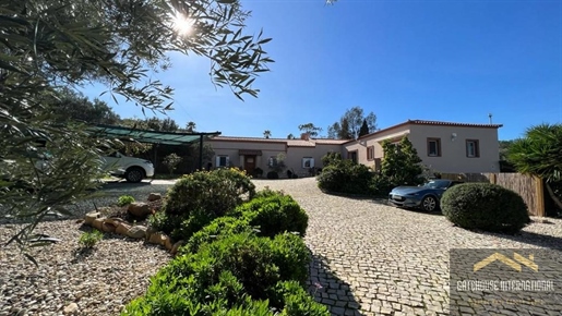 Quinta de 4 chambres divisée en 2 maisons indépendantes à Goldra Loule Algarve