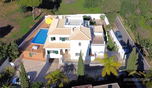 Private 4 Bed Detached Villa With Views in Vilamoura Algarve