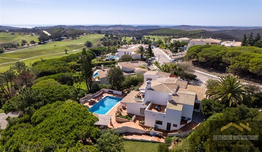 Villa de golf de 4 chambres à vendre dans l’ouest de l’Algarve