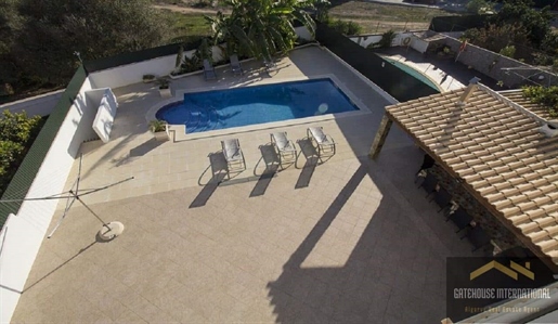 Villa de 4 chambres à vendre à Albufeira Algarve