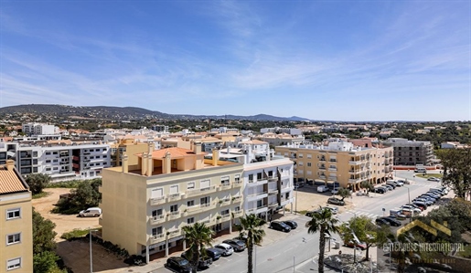 Appartement met 3 slaapkamers en 3 badkamers te koop in Almancil Algarve