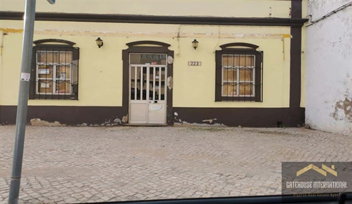 House For Renovation Nr Faro Hospital & University