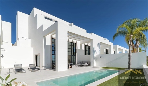 Villa neuve de 4 chambres à Santa Barbara de Nexe, Algarve