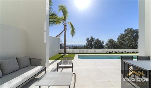 Brand New 4 Bed Linked Villa in Santa Barbara de Nexe Algarve