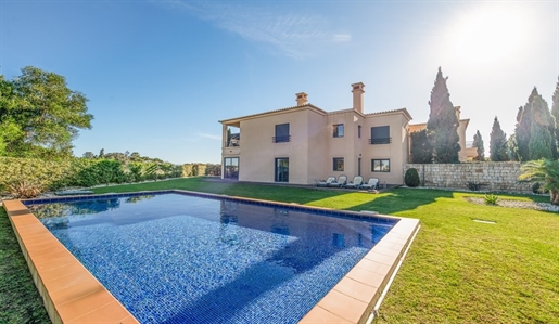 Appartement de 2 chambres et 2 salles de bain avec piscine privée à Praia da Luz, Algarve