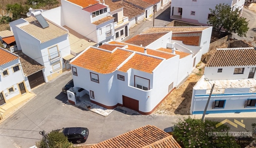 Moradia T3 Renovada em Almadena Luz Algarve