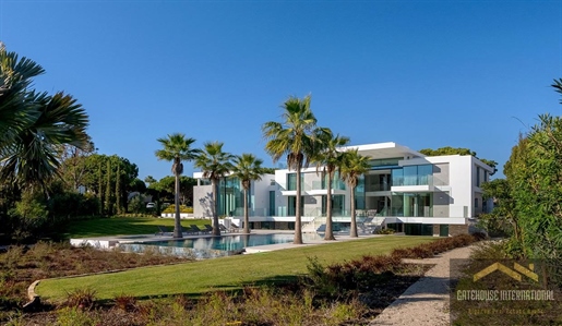 Moderne, zeitgenössische Villa mit 7 Schlafzimmern im Quinta do Lago Resort Algarve