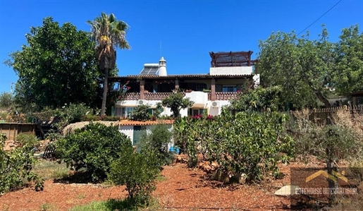 Maison de ferme de 5 chambres à vendre à Santa Barbara de Nexe Algarve