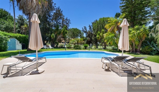 Moradia T4 Suite com Vista para o Campo de Golfe do Pinhal em Vilamoura Algarve