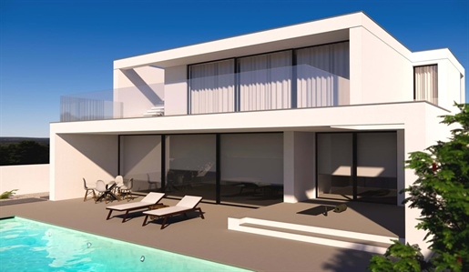 Terrain à bâtir avec approbation de projet de villa à Lagos Algarve