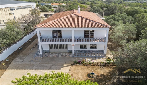 4 Bed Villa For Sale in Loule Algarve