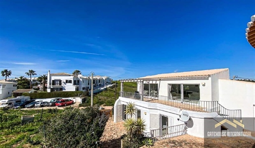 3-Bett-Villa mit 2-Bett-Gäste-Windmühle in Budens Algarve