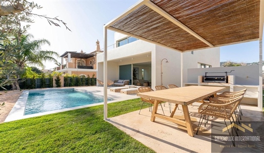 Moderne 3-Bett-Villa zum Verkauf in Santa Barbara de Nexe Algarve