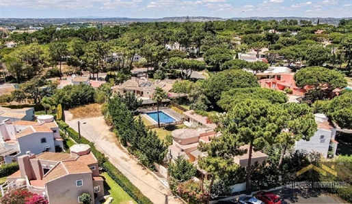 3 Bed Villa With Pool For Sale in Vilamoura Algarve
