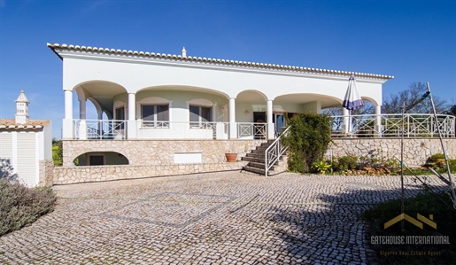 4-Bett-Villa mit Grundstück zum Verkauf in Bensafrim Lagos Algarve