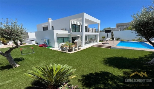 4 Bed Modern Villa in Alcantarilha Central Algarve