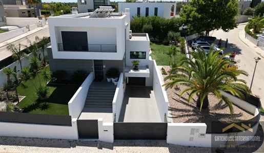 Moderne Villa mit 4 Schlafzimmern in Alcantarilha Zentralalgarve
