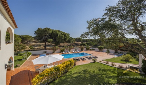 Villa de 4 chambres dans le Triangle d’Or près de Vale do Lobo Algarve