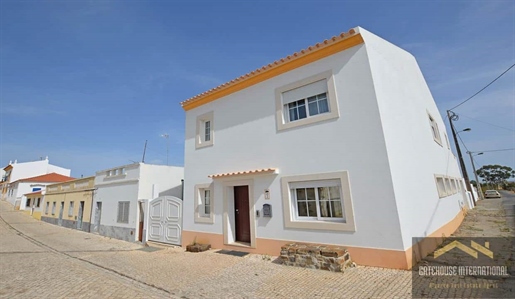 East Algarve 5 Bed Villa With Pool in Castro Marim