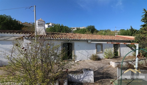 Villa jumelée de 2 chambres à rénover à Sao Bras Algarve