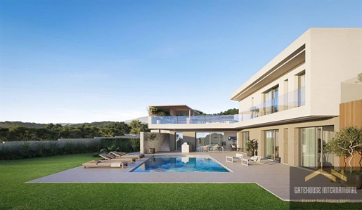 Villa clé en main neuve de 4 chambres à vendre à Loule Algarve