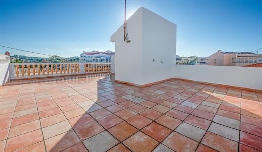 2 Bed Villa With a River View For Sale in Parchal Near Portimao