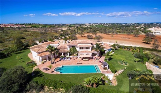 Villa de style manoir avec vue sur la mer de l’ouest de l’Algarve à Lagos