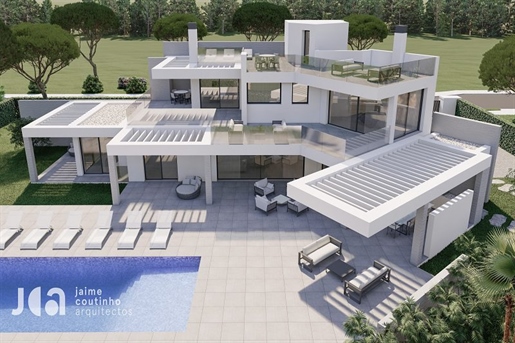 Lote de construção de 1.700 m2 com projeto no Vale do Lobo Golf Resort Algarve