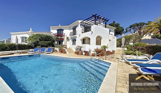 3 Bed Villa For Sale in Dunas Douradas Algarve