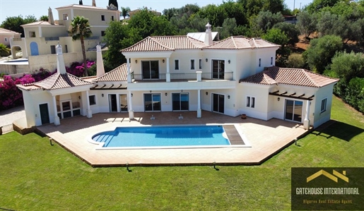 4 Bed Villa in A Private Location in Vale Formoso Almancil Algarve