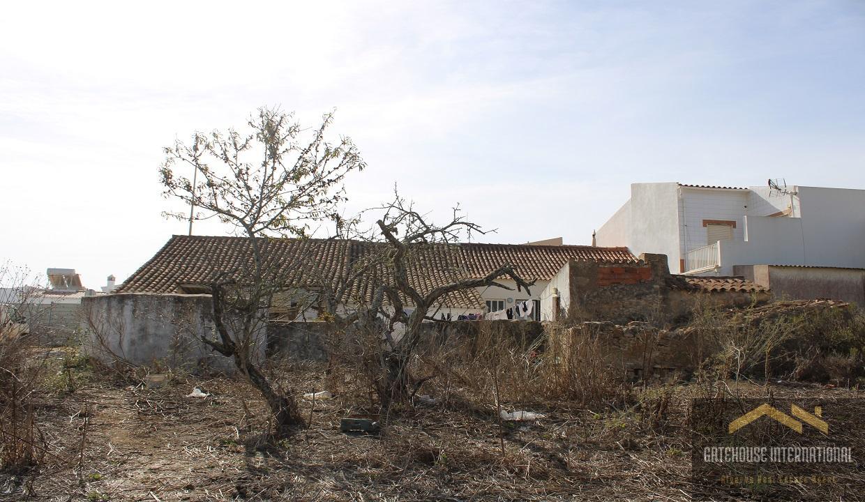 3 Bed Farmhouse & Outbuildings in Burgau West Algarve