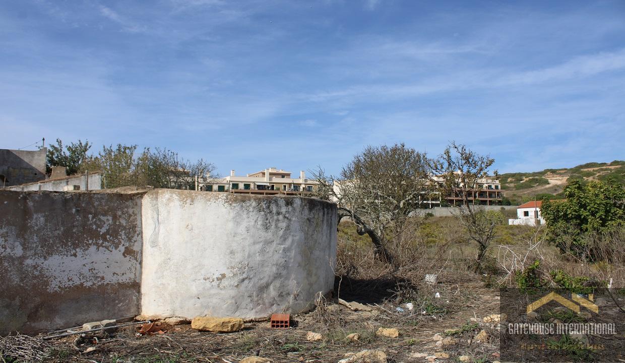 3 Bed Farmhouse & Outbuildings in Burgau West Algarve