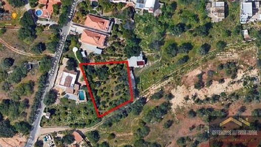 Terrain à bâtir pour 2 villas à Santa Barbara de Nexe Algarve