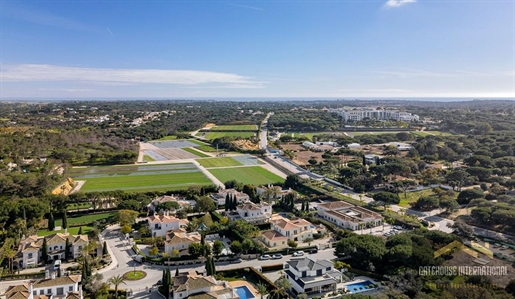 Villa mit 5 Schlafzimmern in der Nähe von Quinta do Lago Golf Resort Algarve
