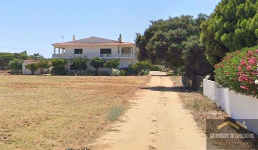 4 Bed Villa With 2.75 Hectares in Almancil Algarve