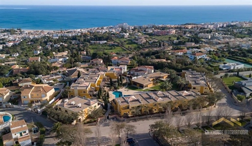 Moradia T3 em Condomínio Privado na Praia da Luz Algarve